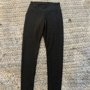 Black “TIKTOK” leggings